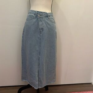 Denim skirt